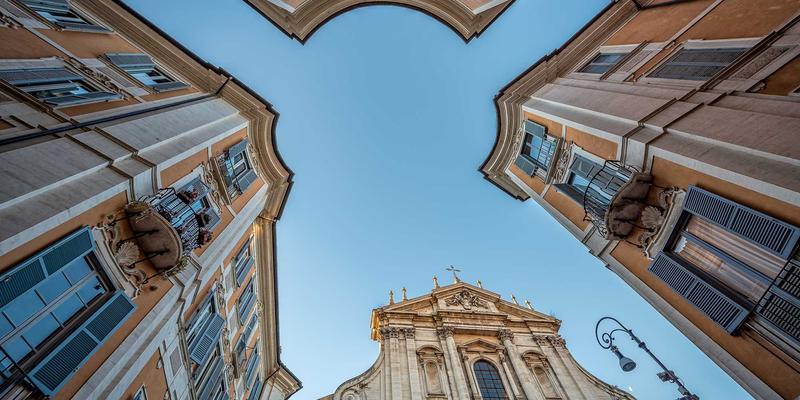 网络技术71时代：网络安全、云计算与网络营销的融合与挑战