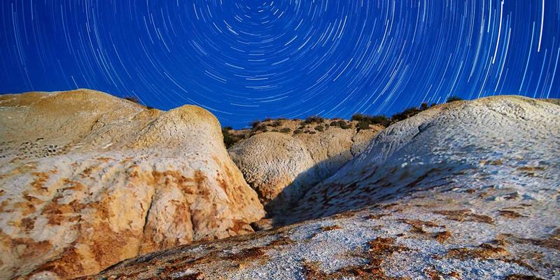 网络技术：数字时代商业基础设施的基石与演进